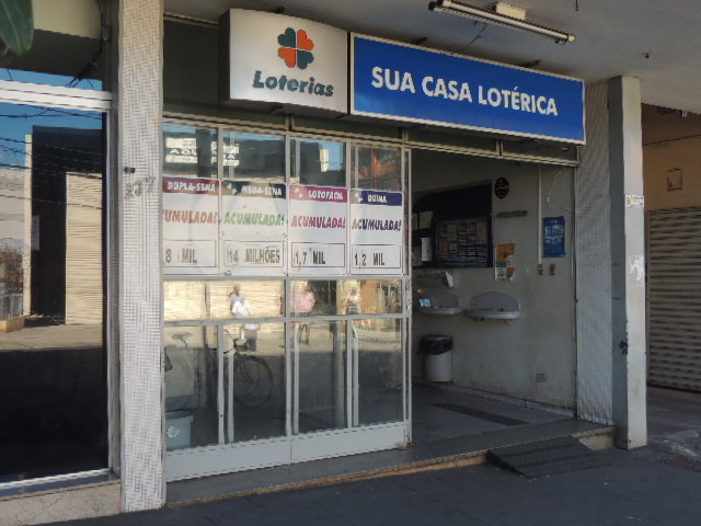 Polícia Civil prende suspeito de roubo a casa lotérica em Januária