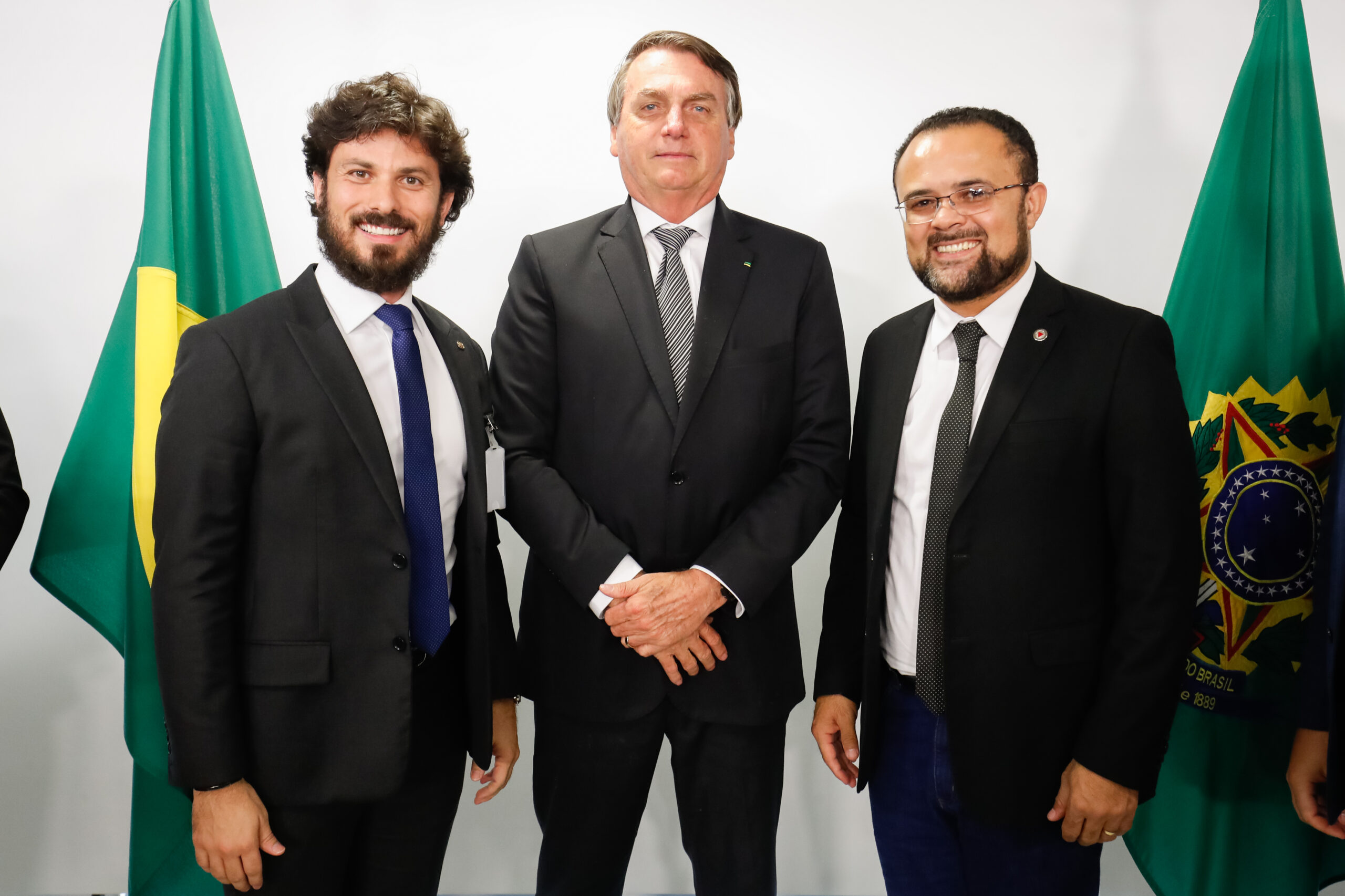 Zé Reis e Marcelo Aro pedem a Bolsonaro agilidade da concessão da BR-251