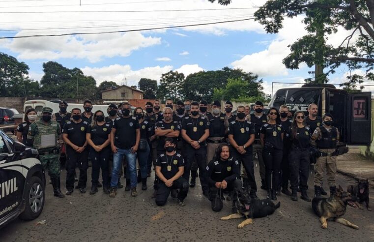 Polícia Civil prende sete pessoas, em operação de combate ao tráfico de drogas