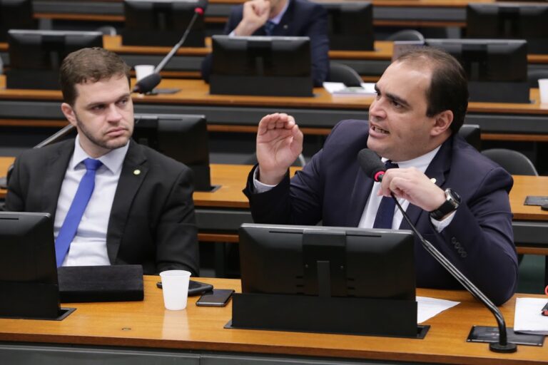 Marcelo Freitas anuncia prorrogação de leitos UTI Covid ...