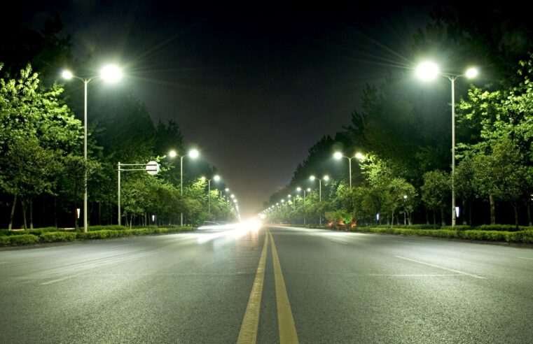 Iluminação pública e a transição para cidades inteligentes