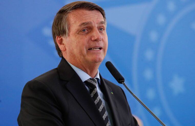 Bolsonaro sanciona PL de apoio a estados e municípios endividados