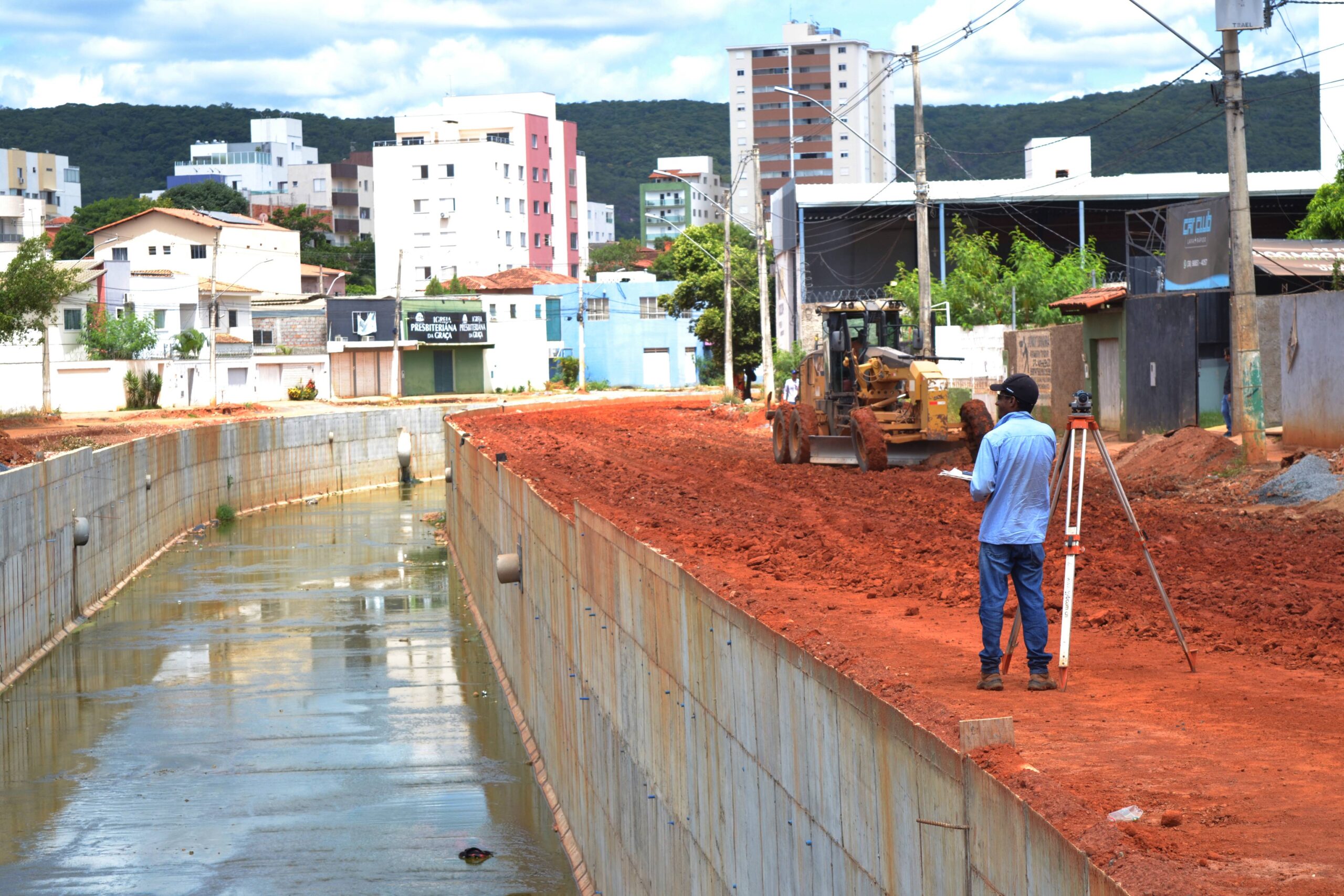 Obras na Vicente Guimarães seguem em ritmo intenso