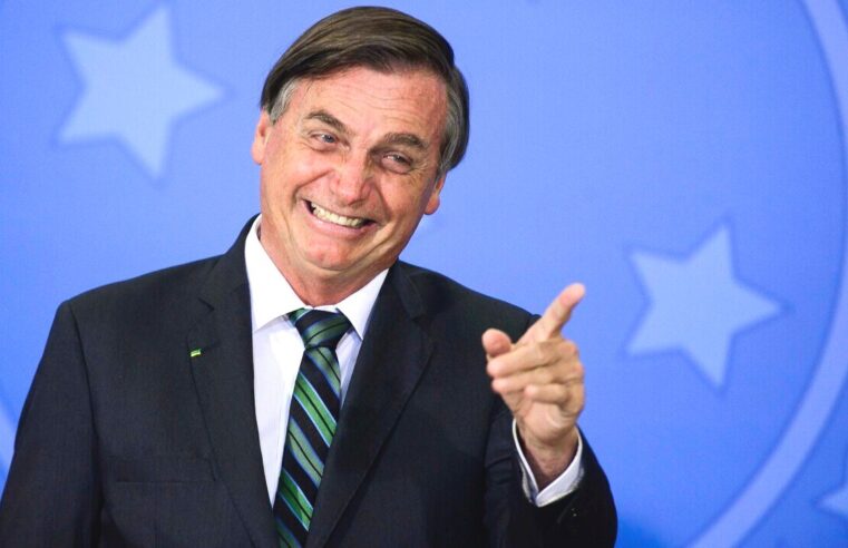 Bolsonaro nomeia deputado João Roma para o Ministério da Cidadania