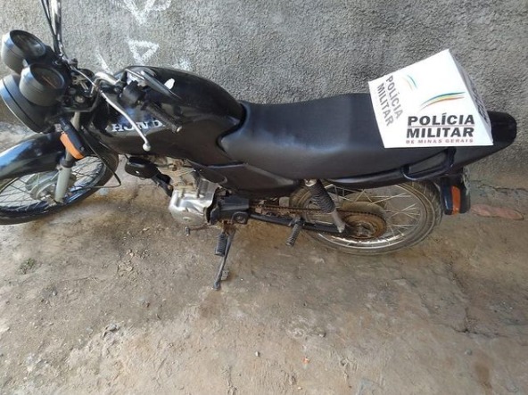 Moto furtada em Bocaiuva é recuperada pela PM de Ibiaí