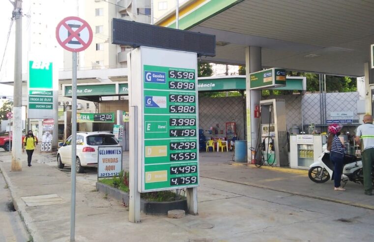 Gasolina sobe R$ 0,12 e dispara de preço em Montes Claros