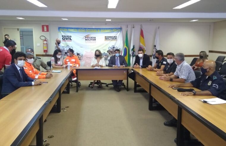 Montes Claros aperta cerco e bares serão fechados mais cedo