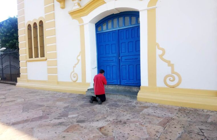 Igrejas celebram Domingo de Ramos sem fiéis em Montes Claros