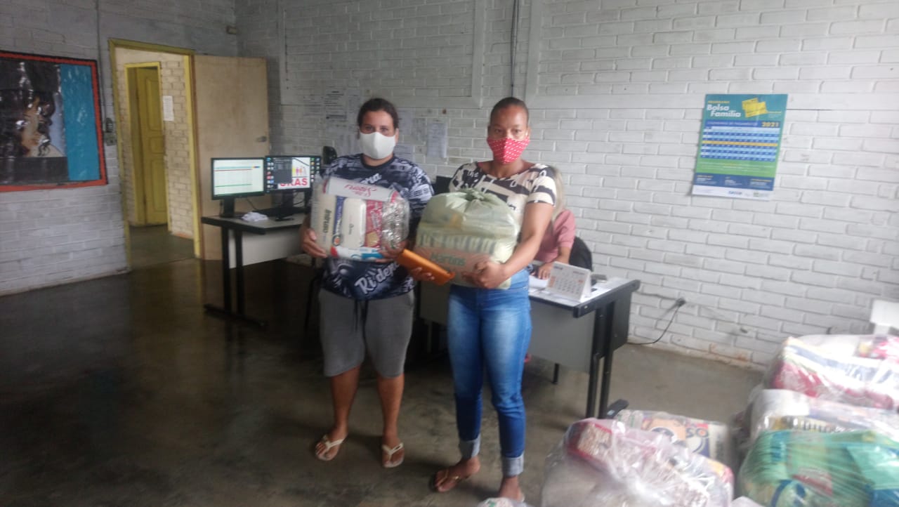 Campanha ‘A fome dói’ começa a entregar cestas básicas