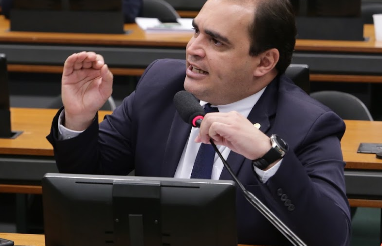 Deputado Marcelo Freitas defende penas mais duras para criminosos