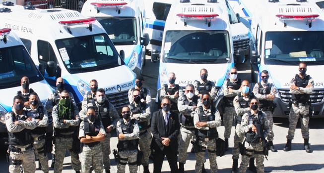 Sistema Prisional de Minas recebe mais 15 furgões-cela e quatro ônibus do Depen Nacional