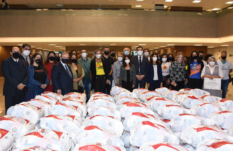 TJMG doa cestas básicas para São João das Missões