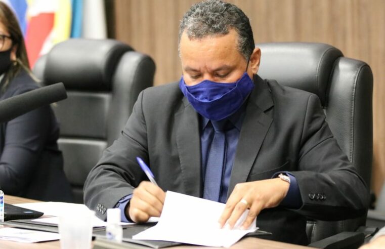 Vereadores aprovam moção de repúdio à mudança da lei de improbidade administrativa