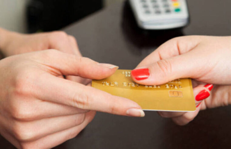 Por que o varejo ainda erra na concessão de crédito aos consumidores?