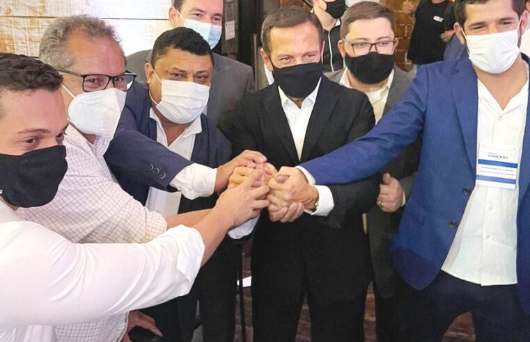 Governador paulista se reúne com prefeitos do Norte de Minas
