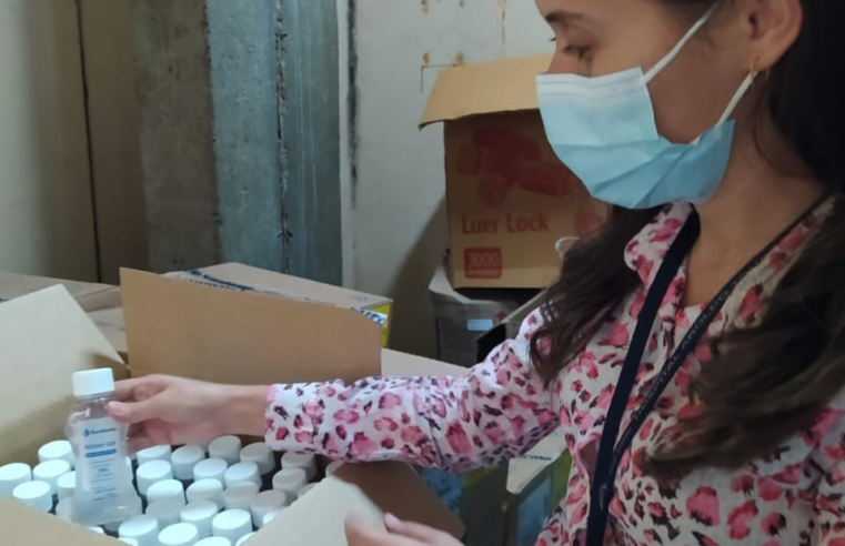 Farmacêutica faz nova doação de álcool em gel para hospitais de Montes Claros