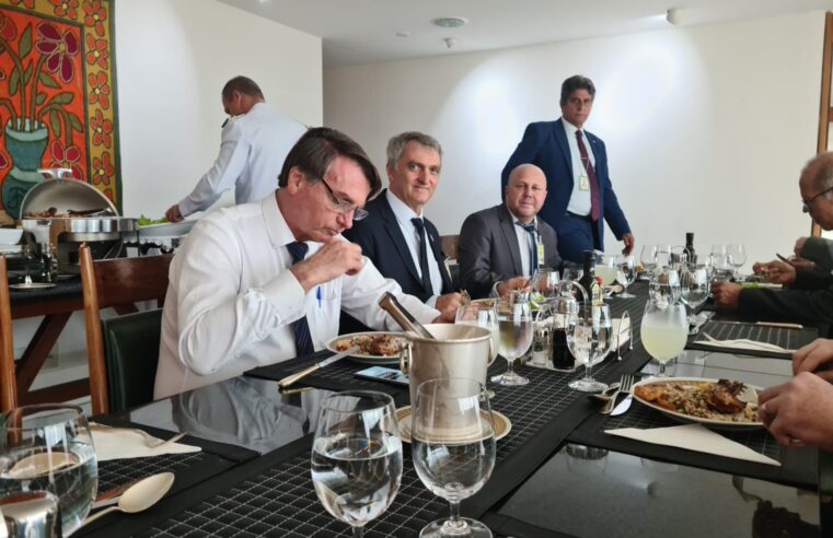 Bolsonaro discute renegociação das dívidas do Norte de Minas