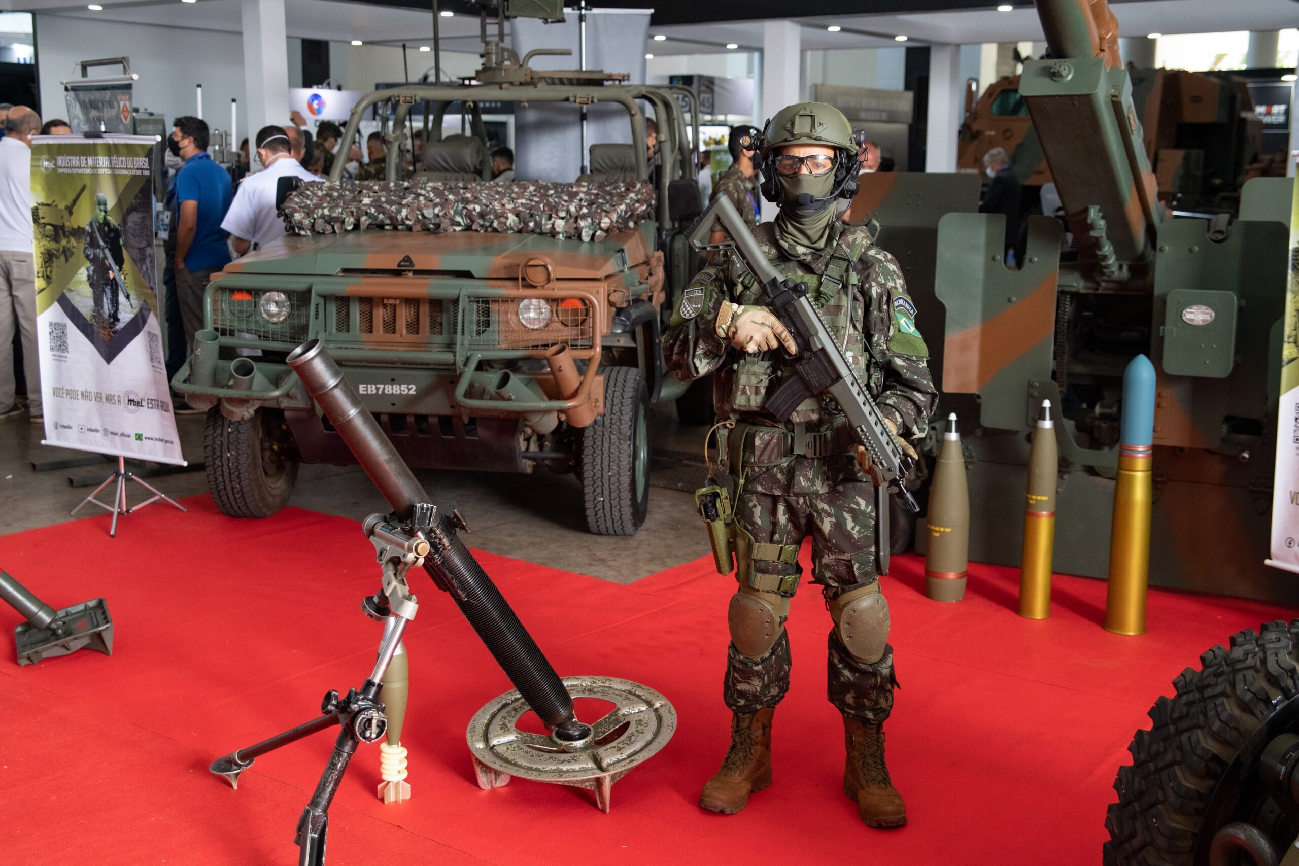 Exército Brasileiro participa de 6ª mostra da base industrial de defesa do Brasil