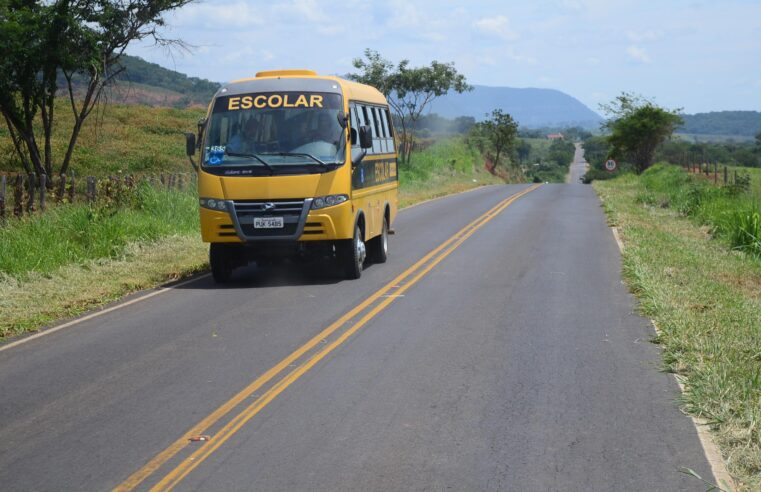 Prefeitura contrata transporte escolar para estudantes da zona rural