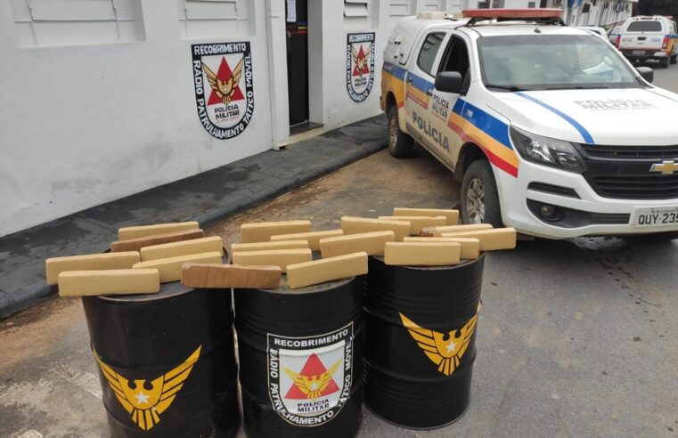 Polícia apreende 20 tabletes de maconha em Montes Claros