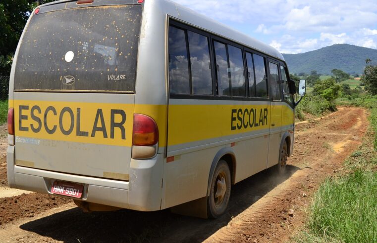 Prefeitura contrata transporte escolar rural para Montes Claros
