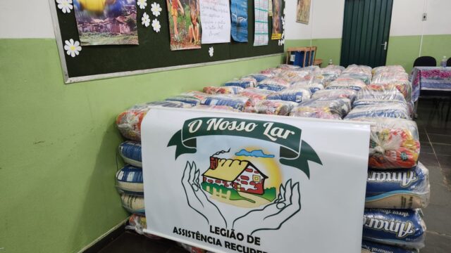 ‘Mãos estendidas para saciar a fome’ atendem famílias de Montes Claros