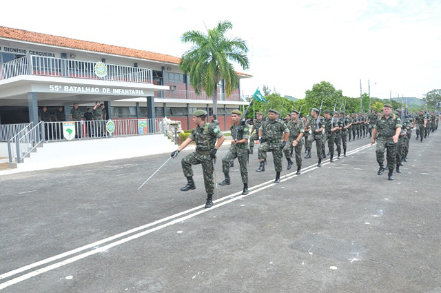 Câmara Municipal se mobiliza contra desativação do Exército em Moc