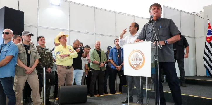 Bolsonaro assegura fertilizantes em seu discurso na Agrishow