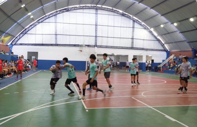 Atletas celebram 15 anos de handebol em Montes Claros