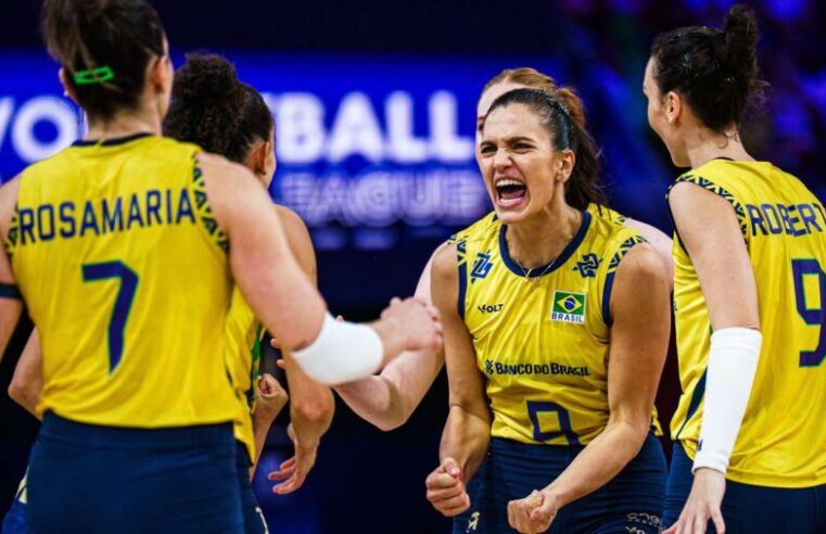 Brasil busca virada histórica, vence a França e se classifica às oitavas do Mundial Feminino de Vôlei