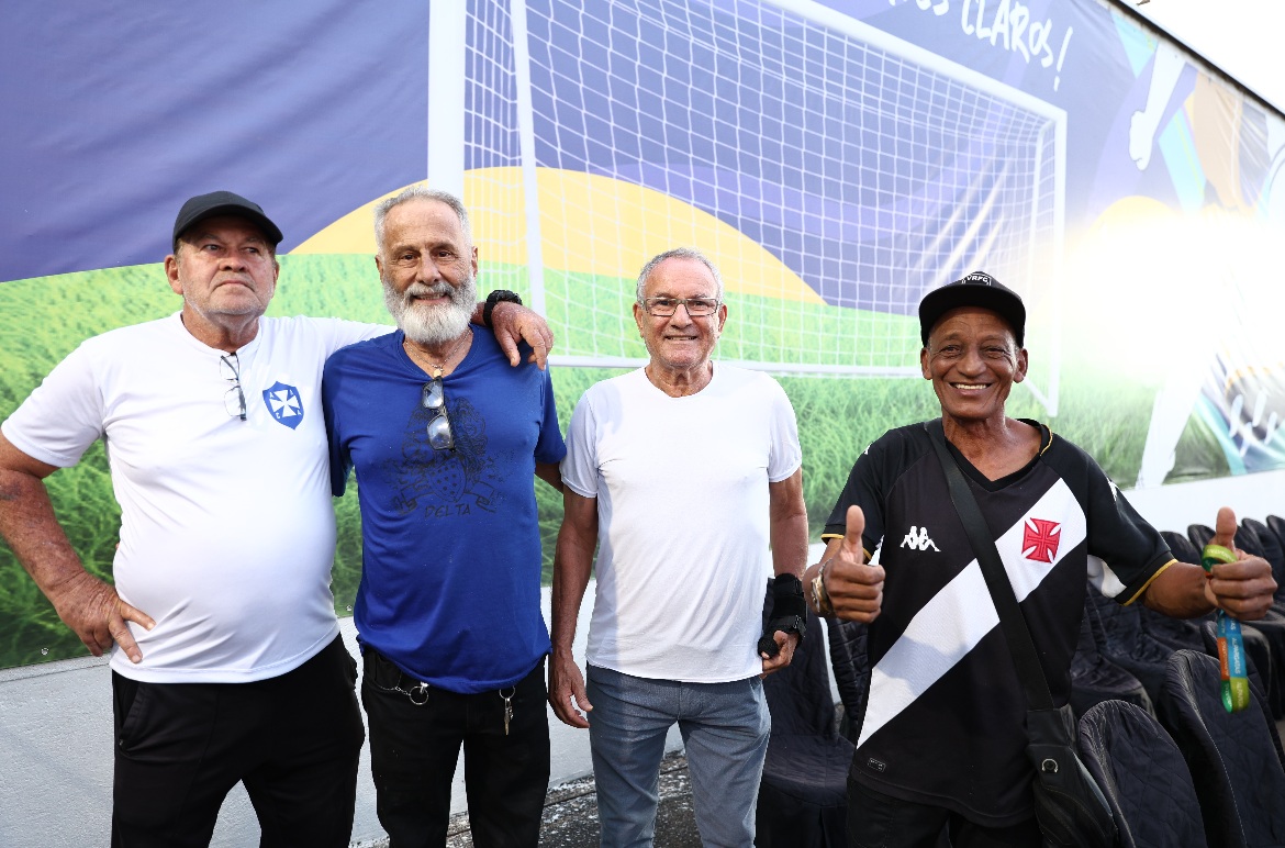 Prefeitura inaugura Estádio Municipal Juvêncio Augusto Soares em noite histórica para o esporte local