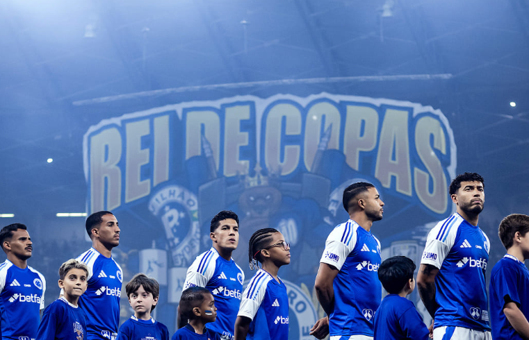 Diretor do Cruzeiro revela “pressão descomunal” de agentes e detalha bastidores para manter Kaiki no clube