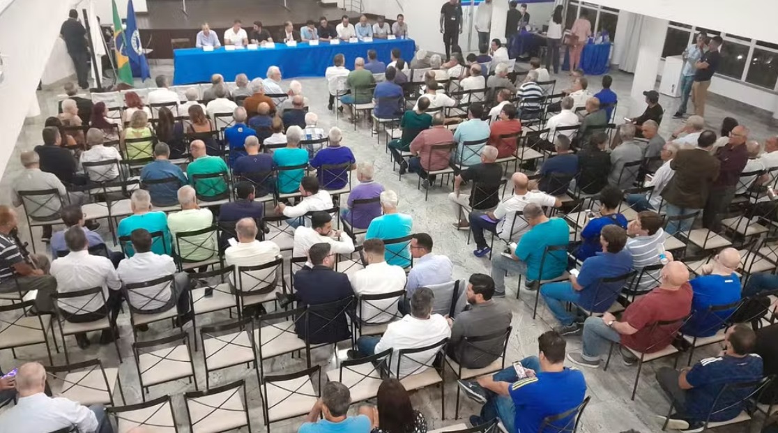 Cruzeiro associação tem contas aprovadas e diminuição da dívida do clube