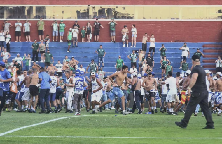 Cruzeiro pode sofrer punição por torcedores invadir gramado em partida contra o Coritiba