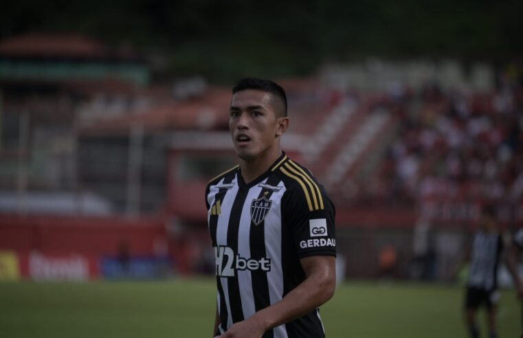 Um dos novos reforços para a temporadas, Cuello se machuca ainda no 1º tempo contra o Athletic