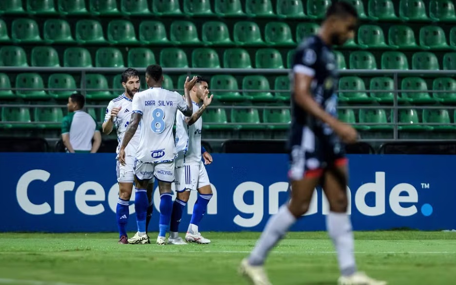 Cruzeiro responde à desconfiança na Sul-Americana e abre caminho para identidade titular