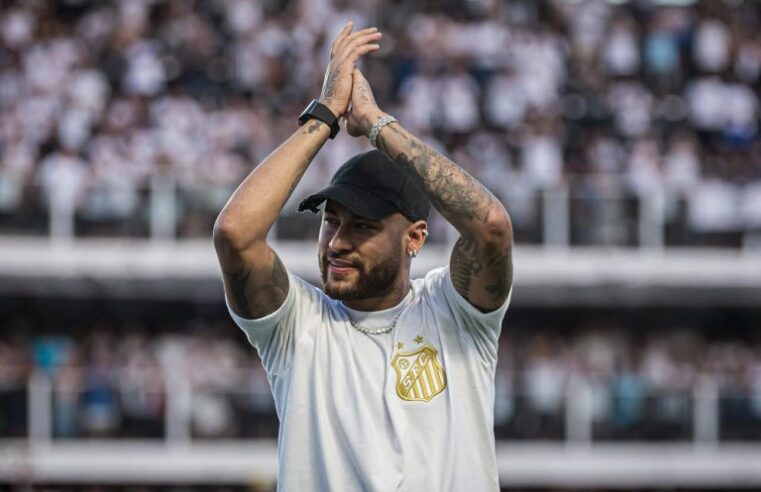 Neymar é registrado no BID e aguarda inscrição no Paulistão para estrear pelo Santos