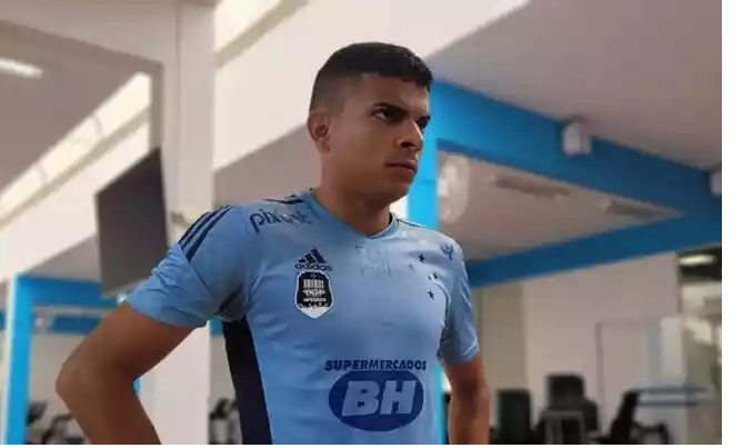 Bruno Rodrigues responde se sai ou continua no Cruzeiro