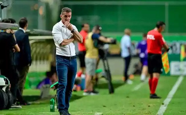 Mancini comenta ‘cargo ameaçado’ no América-MG após nova derrota