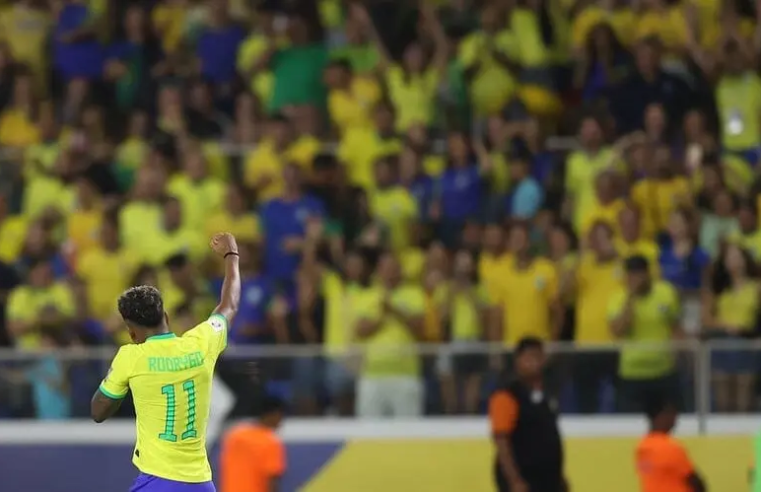 Com gol sobre a Bolívia, Rodrygo entra em grupo com Ronaldo, Rivaldo e Zico na Seleção Brasileira