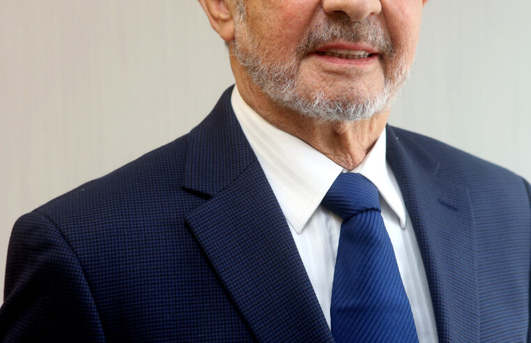 Os penduricalhos brilham no país dos privilégios