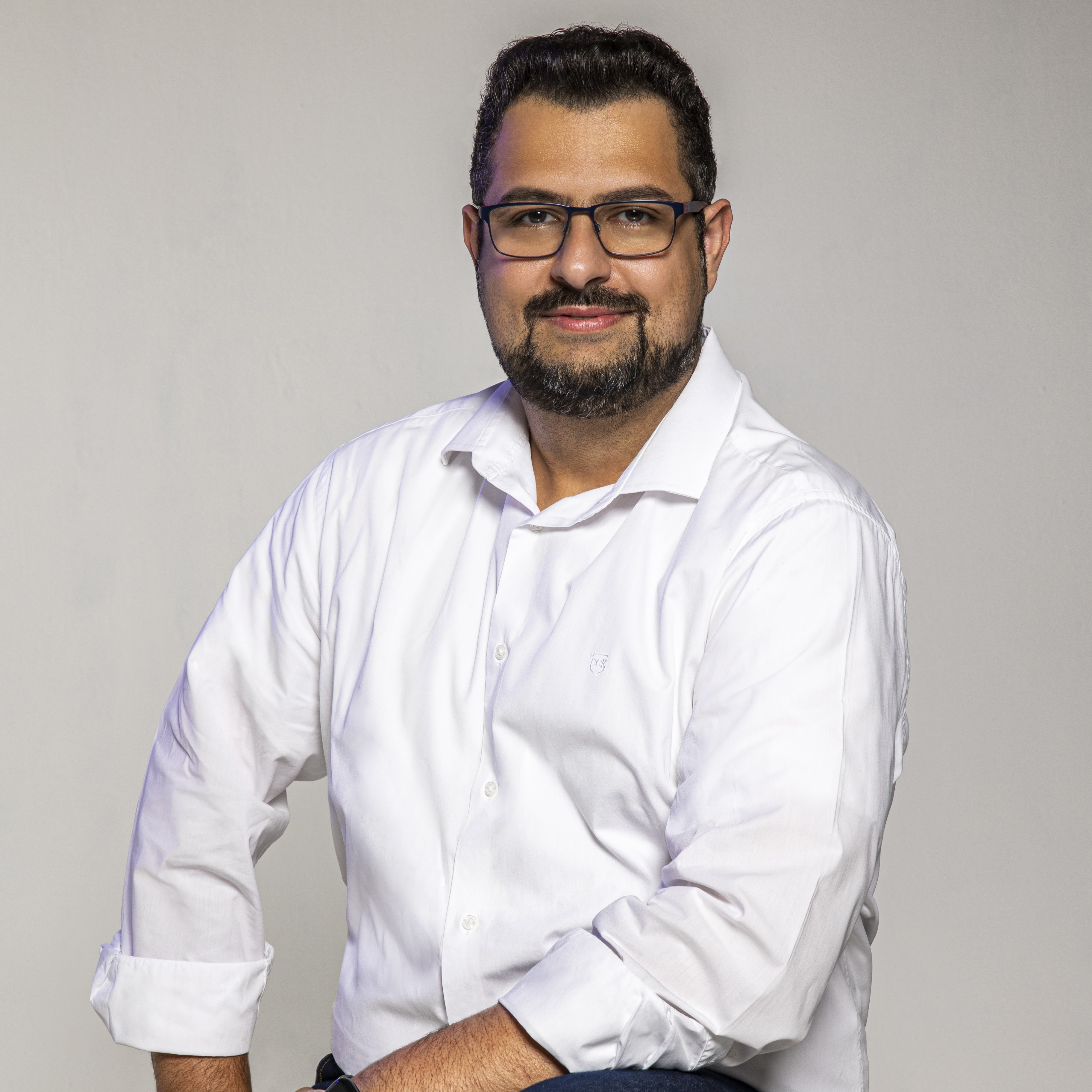 A revolução AI First na transformação do cenário empresarial