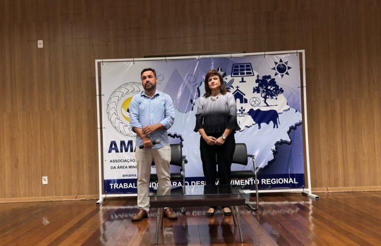 SEMINÁRIO NA AMAMS | TCE-MG reforça exigência de ouvidorias e controle interno em municípios do Norte de Minas