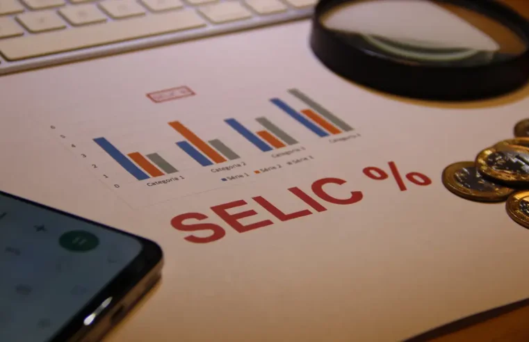 Mercado reduz projeção da Selic para 13,50% no fim de 2026