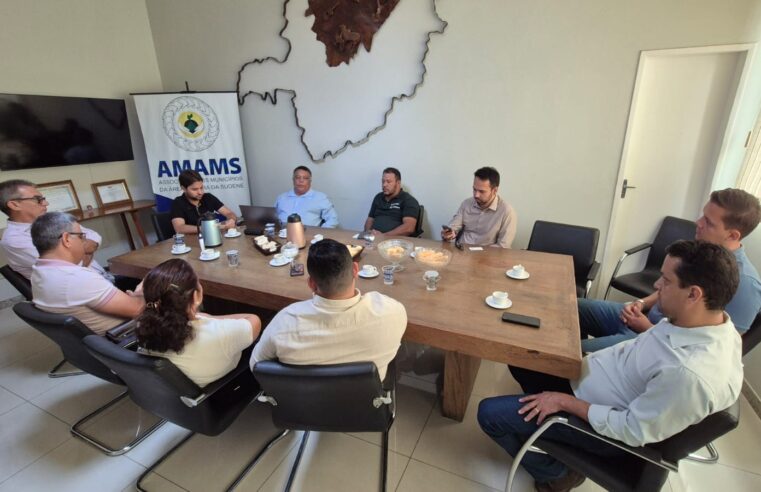 Prefeitos do Norte de Minas discutem na AMAMS a defasagem do FPM e os desafios das administrações municipais