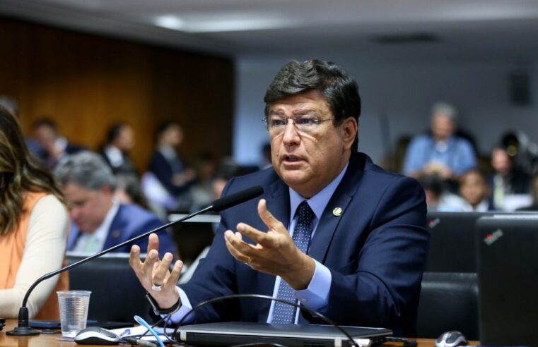 Senador Carlos Viana destina R$ 5,1 milhões à Santa Casa e ao Dilson Godinho