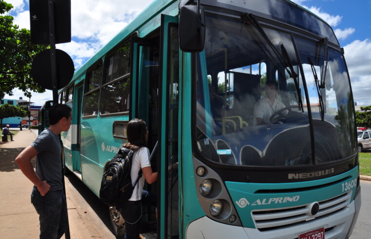 Novo decreto prorroga o Passe Livre Estudantil, e renovação será pelo site da Prefeitura