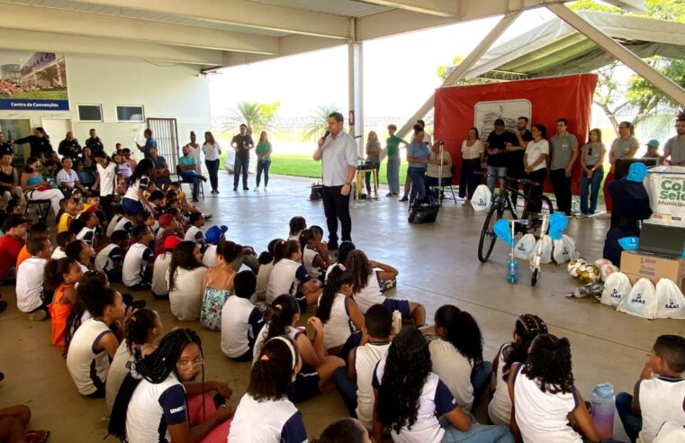 Prefeitura e SAAE premiam alunos em Pirapora