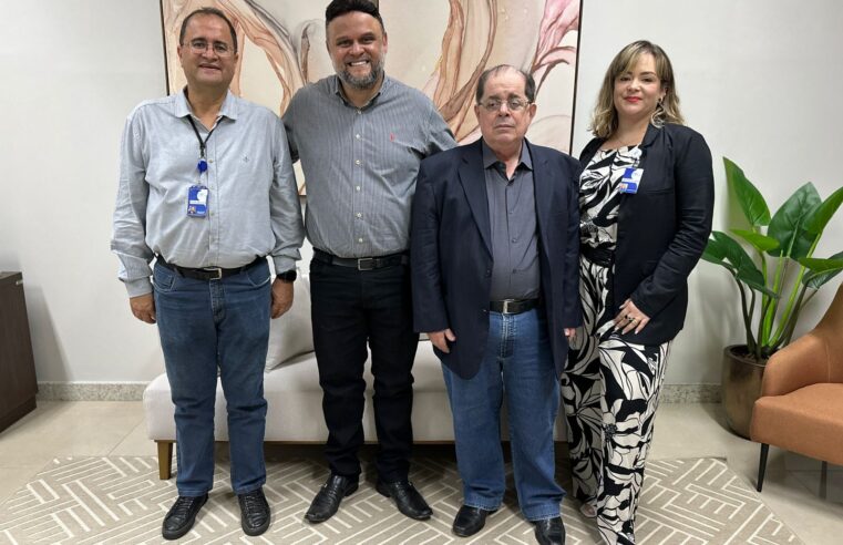 Gestores do Hospital Aroldo Tourinho se reúnem com novo reitor da UNIFIPMOC AFYA