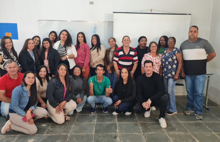 Botumirim promove capacitação para professores da Rede Municipal de Ensino